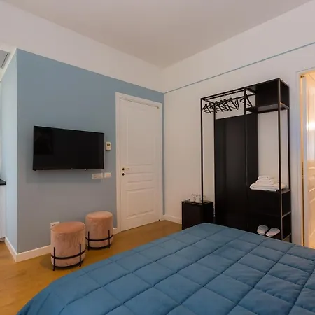 Della Pigna 4* Rome